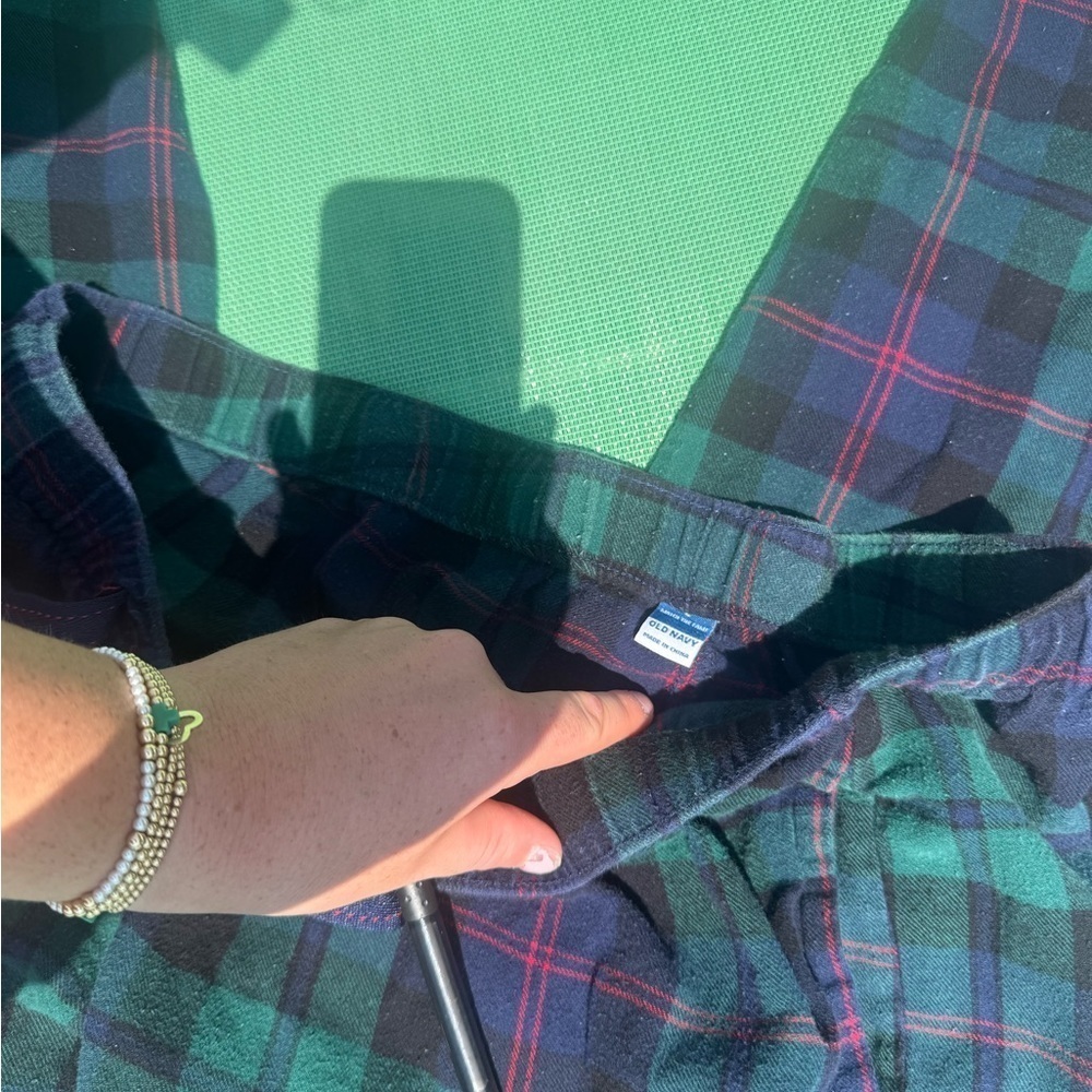 Plaid old navy size large Bottoms - Picture 3 of 3